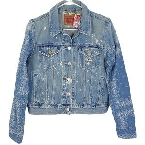 Levis Jean Jacket Womens Medium Large Cropped Upcycled Distressed Blue Handmade